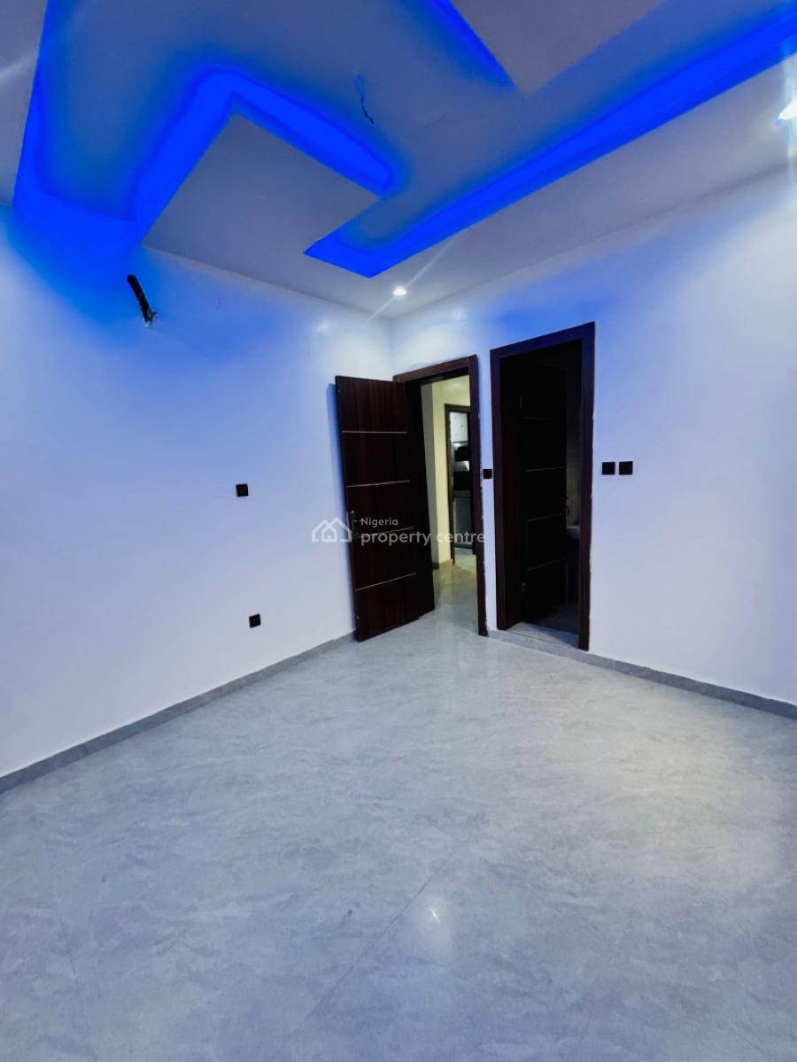 Newly Built Studio / 2 Bedroom Apartments in a Secured Location, Surulere, Lagos, Block of Flats for Sale