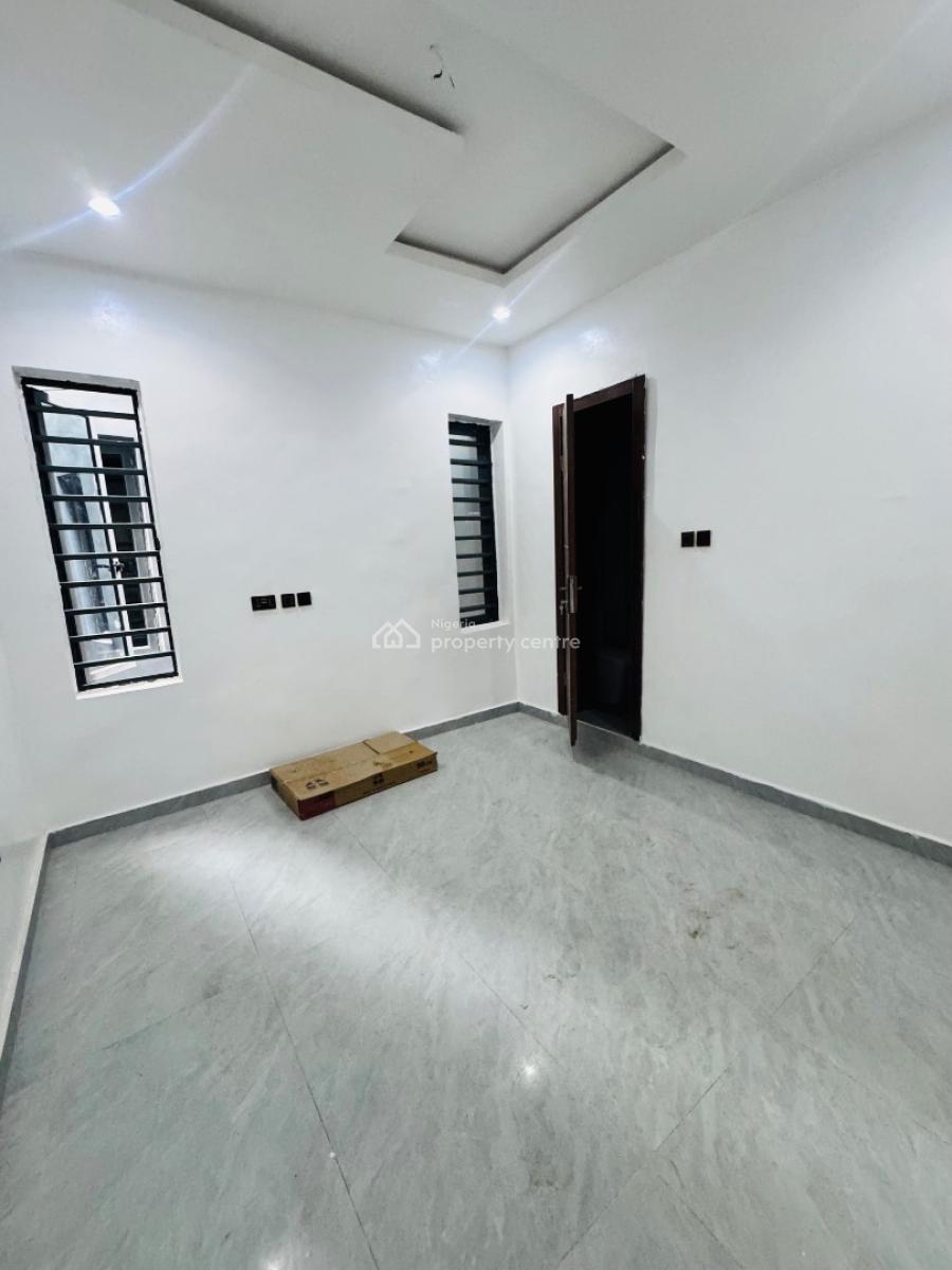 Newly Built Studio / 2 Bedroom Apartments in a Secured Location, Surulere, Lagos, Block of Flats for Sale