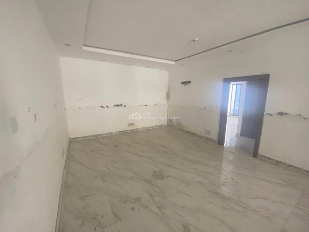 Well Maintained 2bedroom Apartment Available, Lekki Phase 1, Lekki, Lagos, Flat / Apartment for Rent