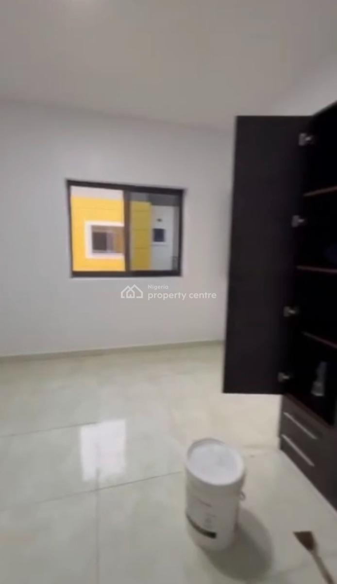 Nicely Finished 3 Bedrooms Block of Flat Serviced Apartment, Beechwood Park Estate Lakowe Lake Golf, Lakowe, Ibeju Lekki, Lagos, Flat / Apartment for Rent