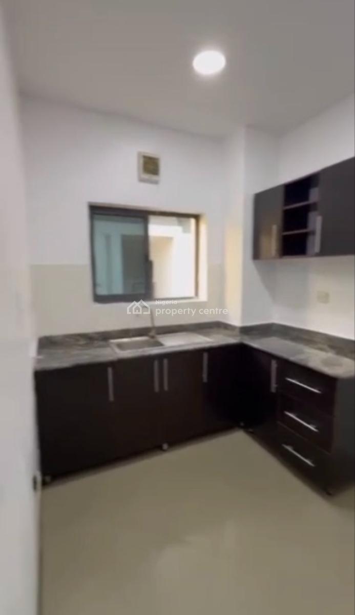 Nicely Finished 3 Bedrooms Block of Flat Serviced Apartment, Beechwood Park Estate Lakowe Lake Golf, Lakowe, Ibeju Lekki, Lagos, Flat / Apartment for Rent