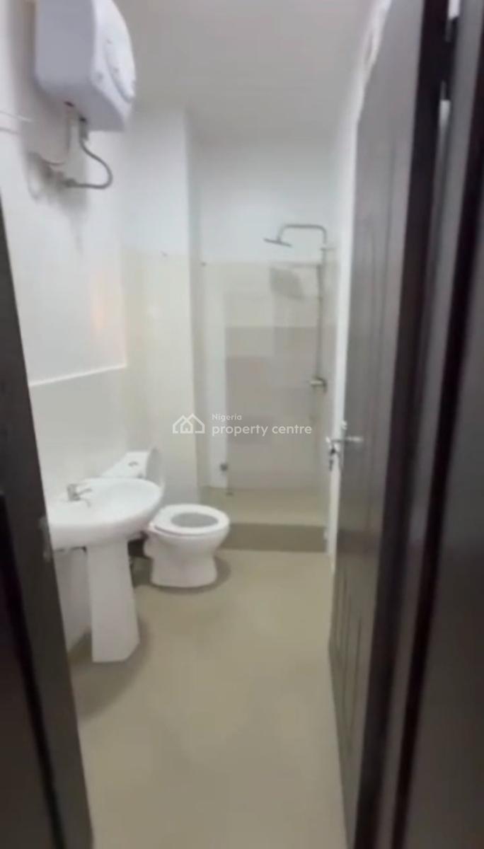 Nicely Finished 3 Bedrooms Block of Flat Serviced Apartment, Beechwood Park Estate Lakowe Lake Golf, Lakowe, Ibeju Lekki, Lagos, Flat / Apartment for Rent