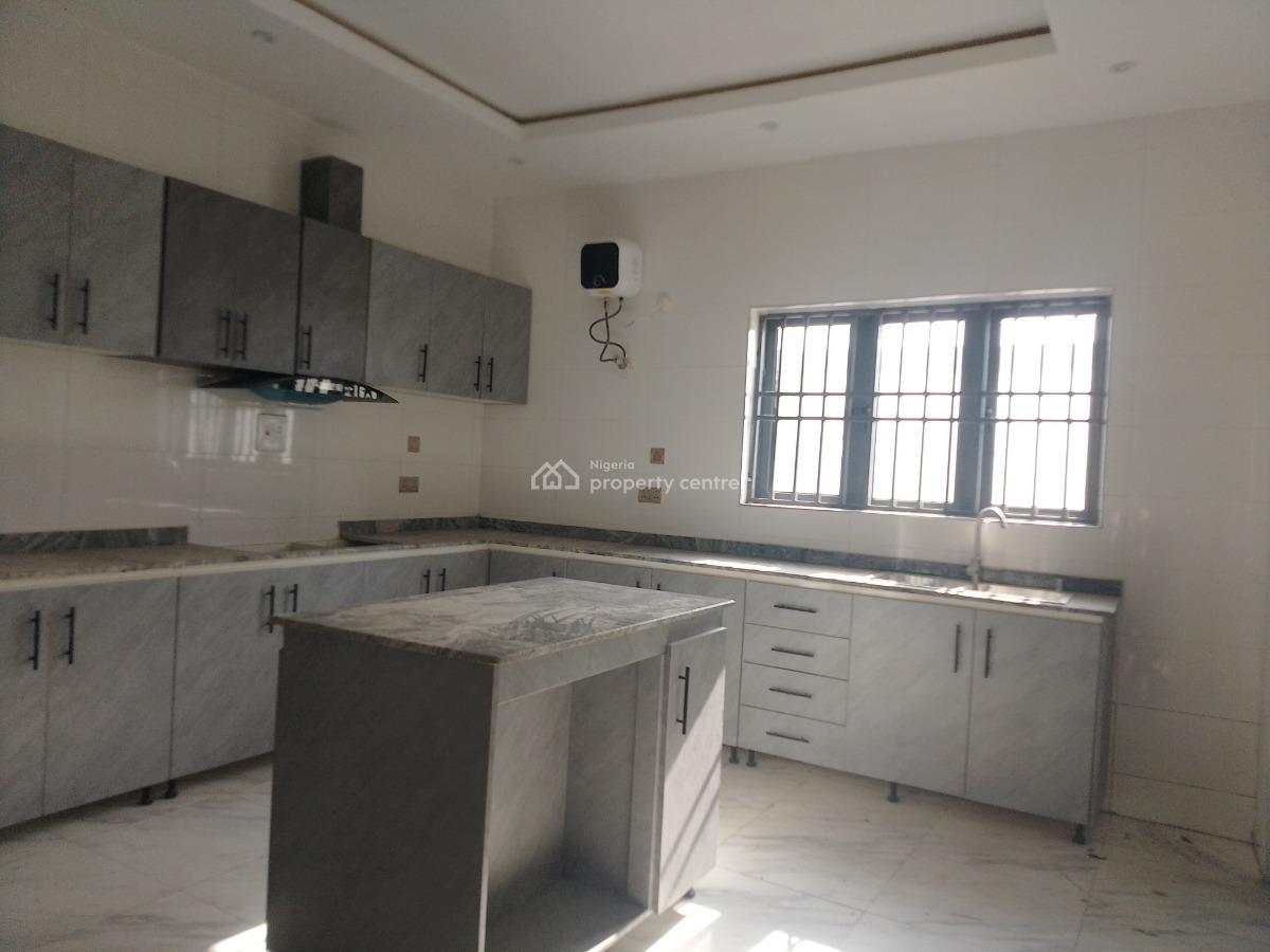 Detached 4 Bedroom Duplex with Bq, Main, Guzape District, Abuja, Detached Duplex for Sale