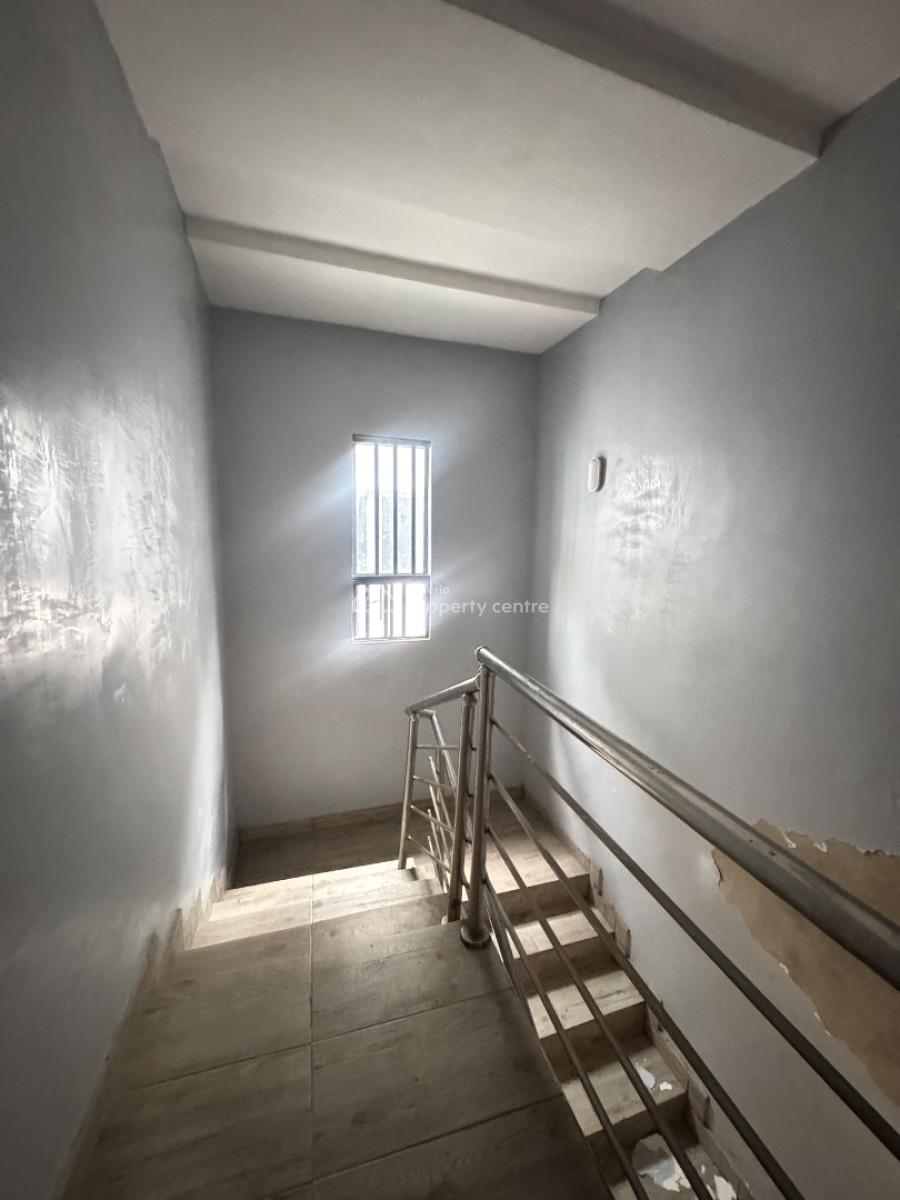 Well Maintained 2 Bedroom Flat, Sangotedo, Ajah, Lagos, Flat / Apartment for Rent