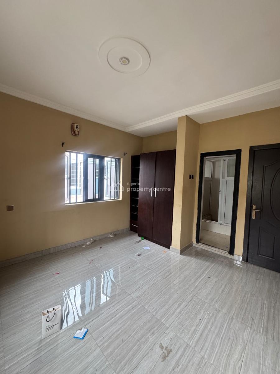 Well Maintained 2 Bedroom Flat, Sangotedo, Ajah, Lagos, Flat / Apartment for Rent
