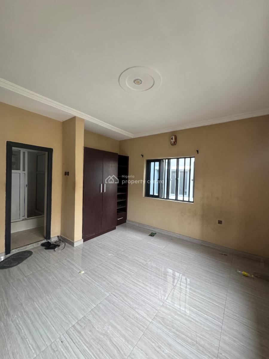 Well Maintained 2 Bedroom Flat, Sangotedo, Ajah, Lagos, Flat / Apartment for Rent
