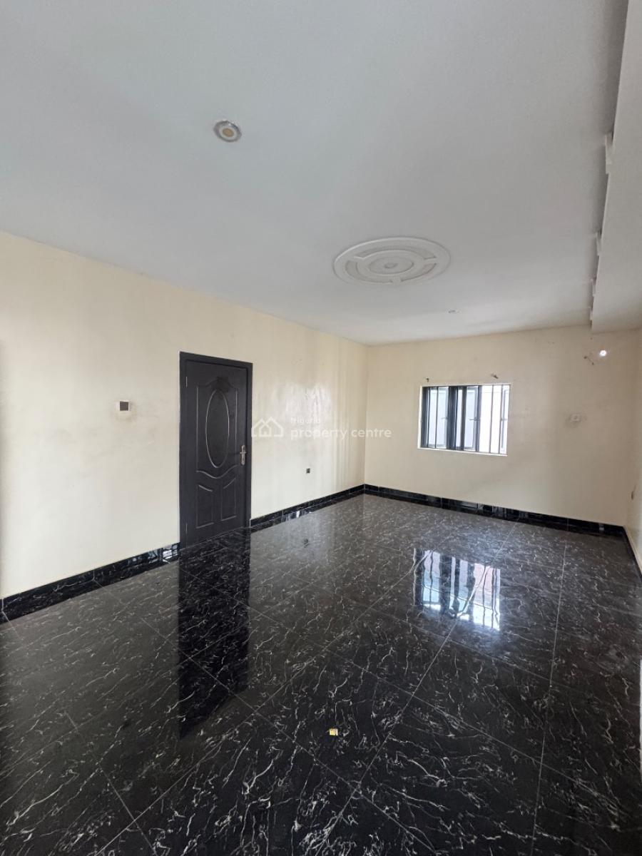 Well Maintained 2 Bedroom Flat, Sangotedo, Ajah, Lagos, Flat / Apartment for Rent