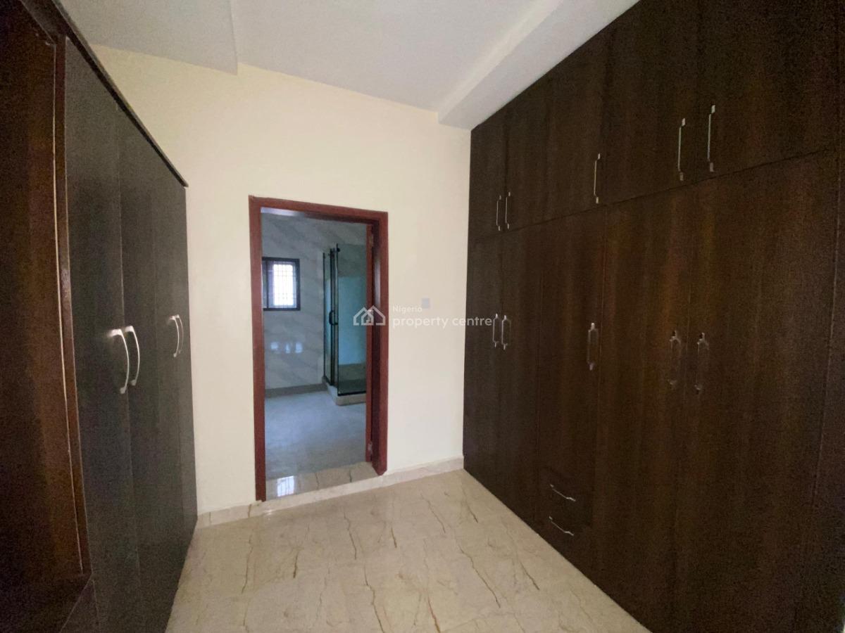 Newly-built 4 Bedroom Semi- Detached Duplex with Bq and Extra Room, Guzape District, Abuja, Semi-detached Duplex for Rent