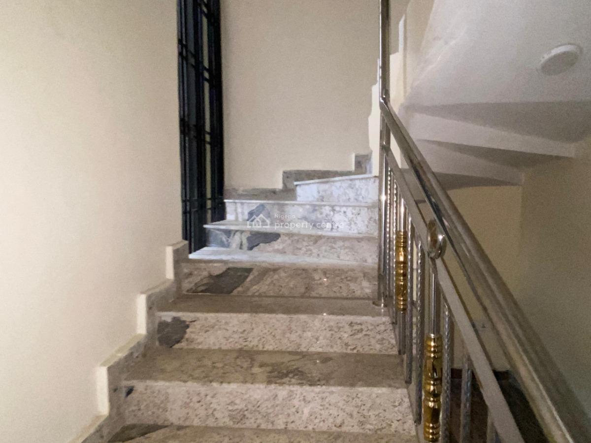 Newly-built 4 Bedroom Semi- Detached Duplex with Bq and Extra Room, Guzape District, Abuja, Semi-detached Duplex for Rent