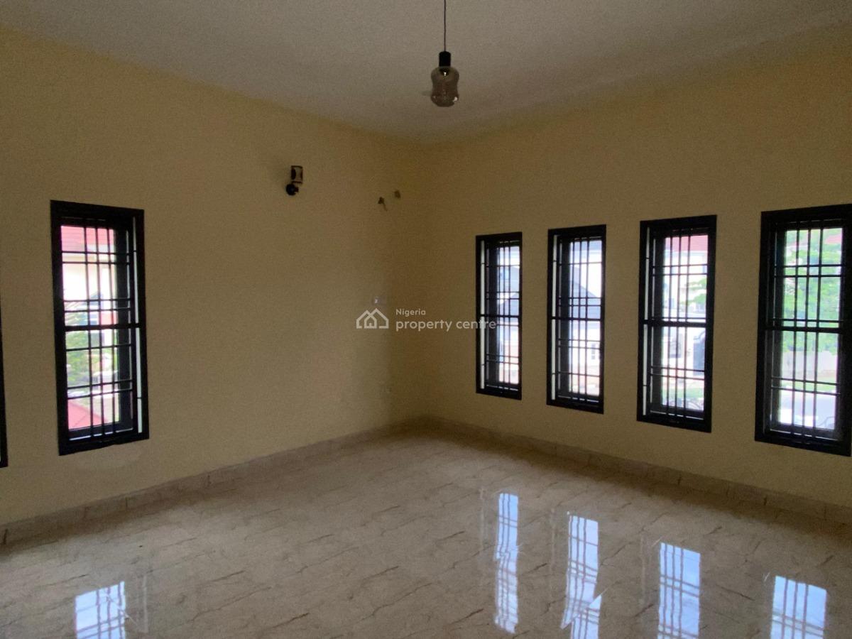 Newly-built 4 Bedroom Semi- Detached Duplex with Bq and Extra Room, Guzape District, Abuja, Semi-detached Duplex for Rent