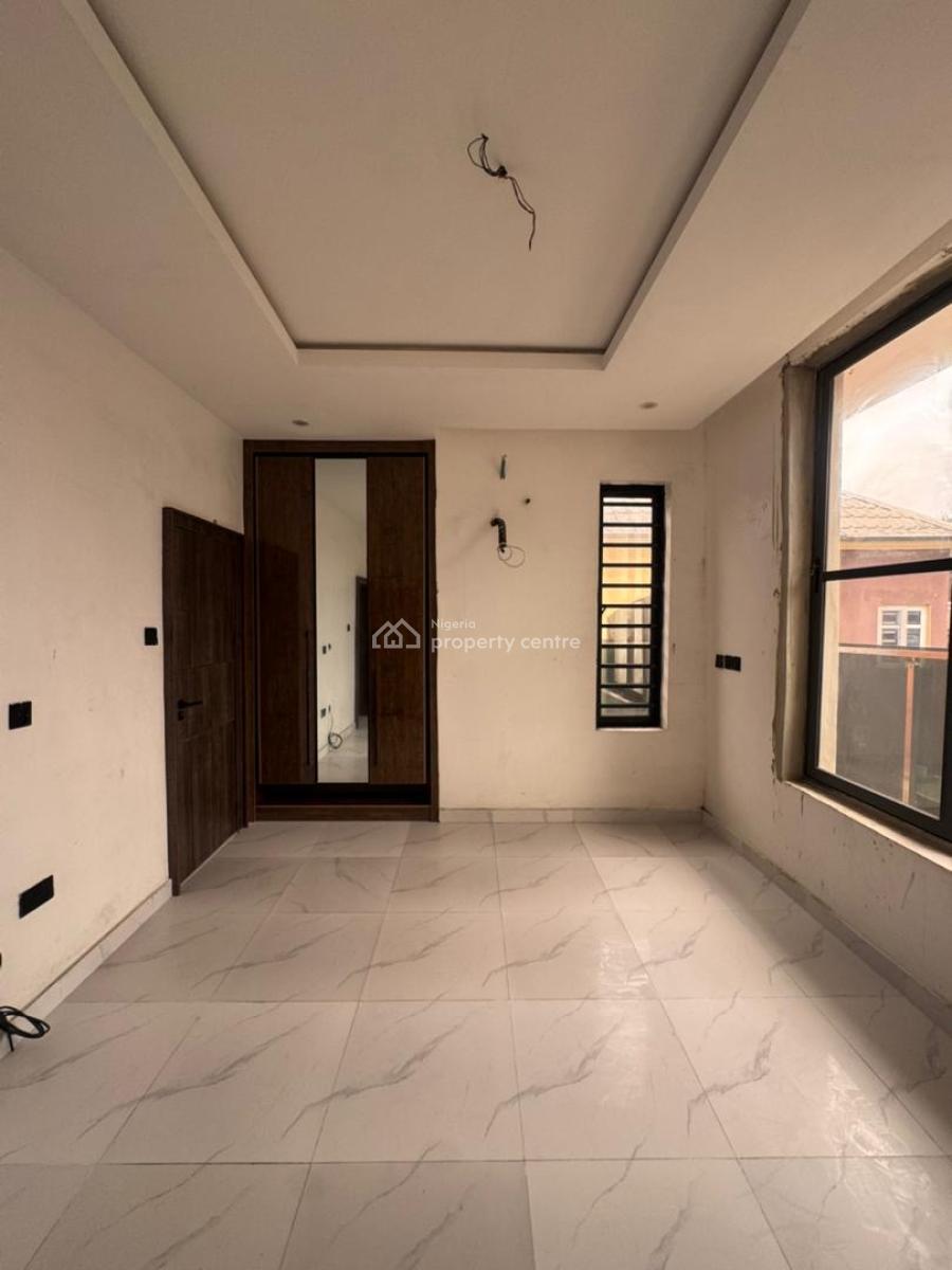 Premium Definition in Service Estate of 24 Hours Light, Periwinkle Estate, Lekki Phase 1, Lekki, Lagos, Flat / Apartment for Rent