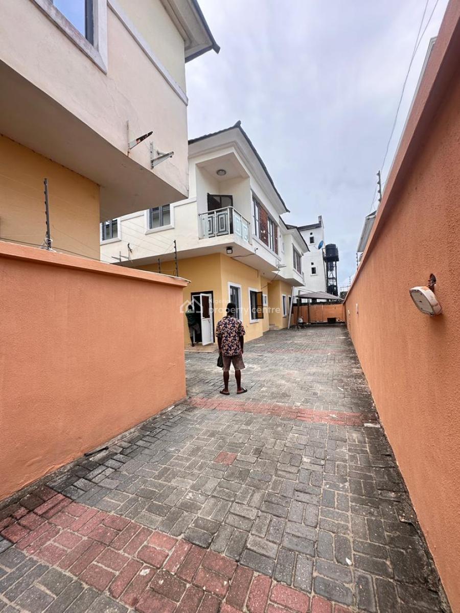 4 Bedroom, Bakare Estate, Agungi, Lekki, Lagos, Semi-detached Duplex for Rent