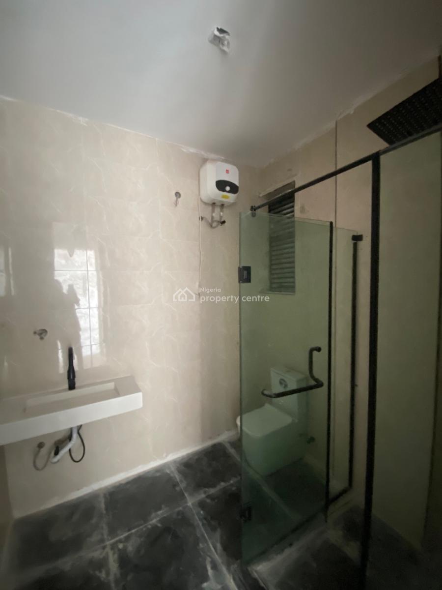 Newly Built 2 Bed with Bq with Gym Room, Lekki Phase1, Lekki Phase 1, Lekki, Lagos, Flat / Apartment for Sale