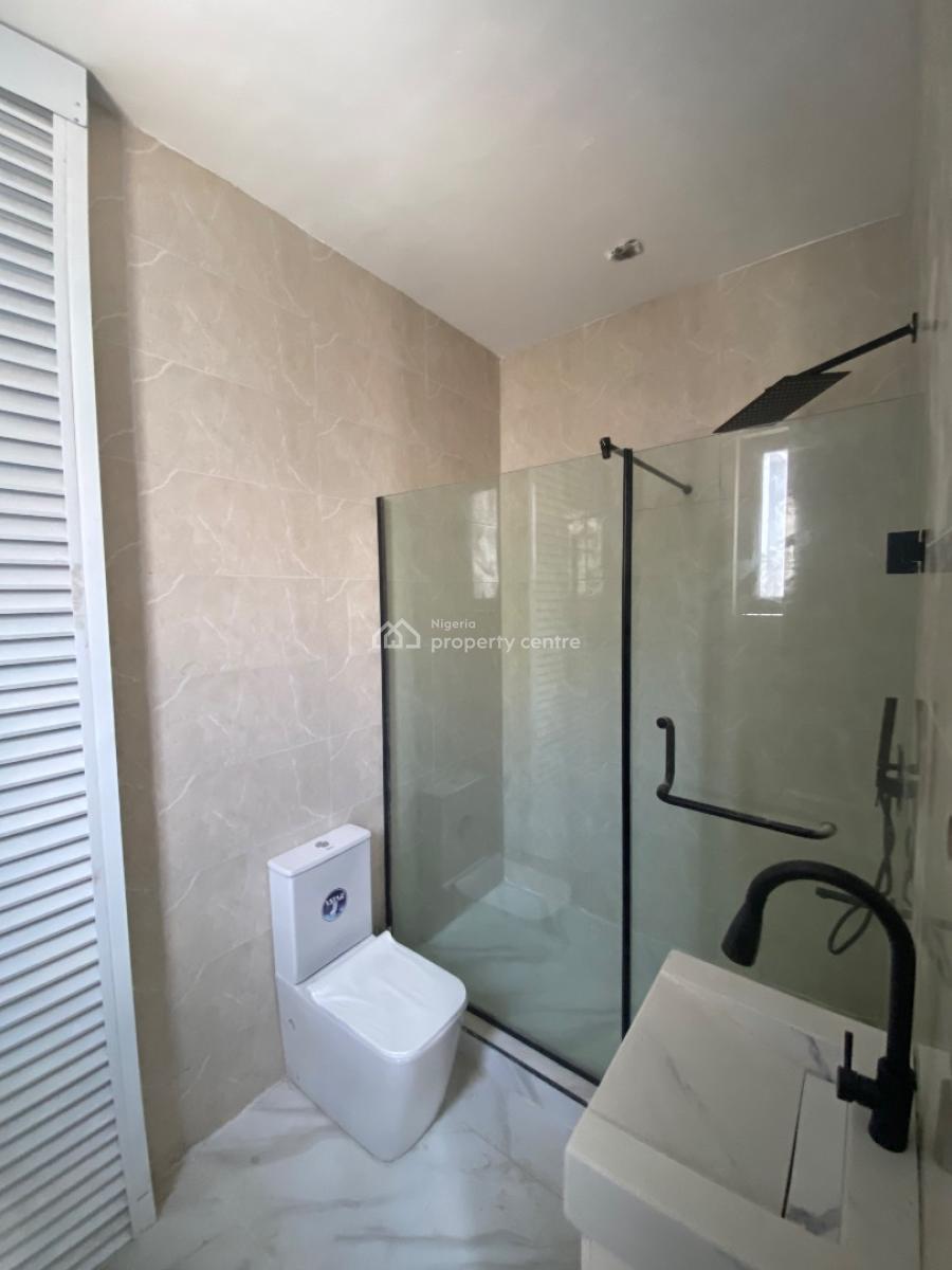 Newly Built 2 Bed with Bq with Gym Room, Lekki Phase1, Lekki Phase 1, Lekki, Lagos, Flat / Apartment for Sale