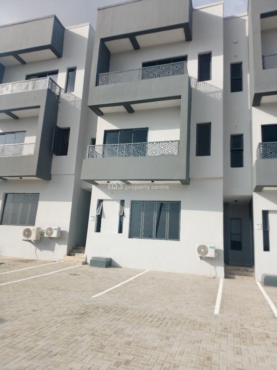 Luxury 4 Bedroom Terrace Duplex +bq, Main Guzape, Guzape District, Abuja, Terraced Duplex for Sale