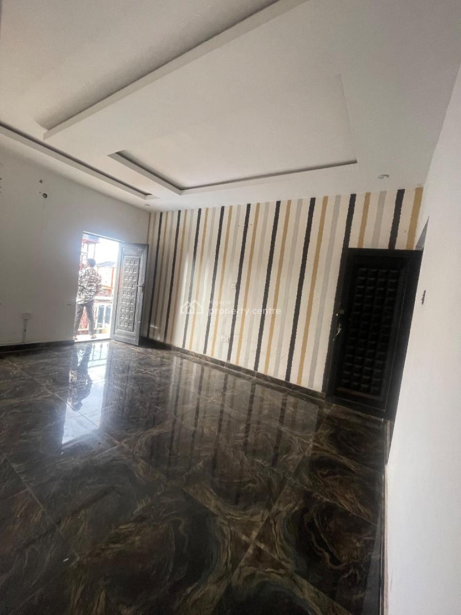 Neatly Used One Bedroom, Yaba, Yaba, Lagos, Mini Flat (room and Parlour) for Rent