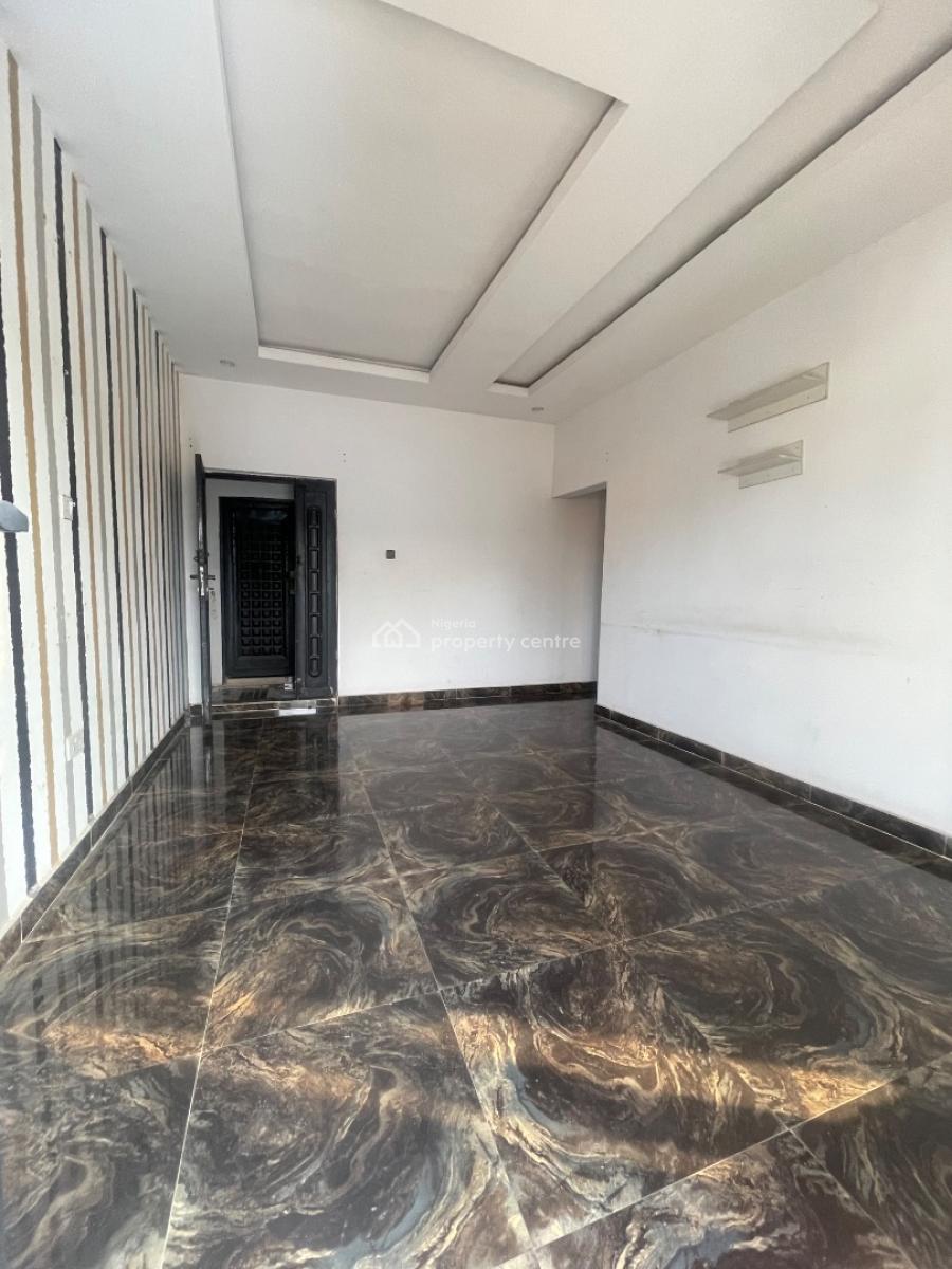 Neatly Used One Bedroom, Yaba, Yaba, Lagos, Mini Flat (room and Parlour) for Rent