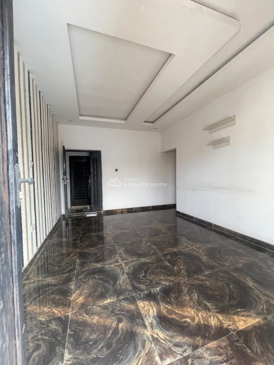 Neatly Used One Bedroom, Yaba, Yaba, Lagos, Mini Flat (room and Parlour) for Rent