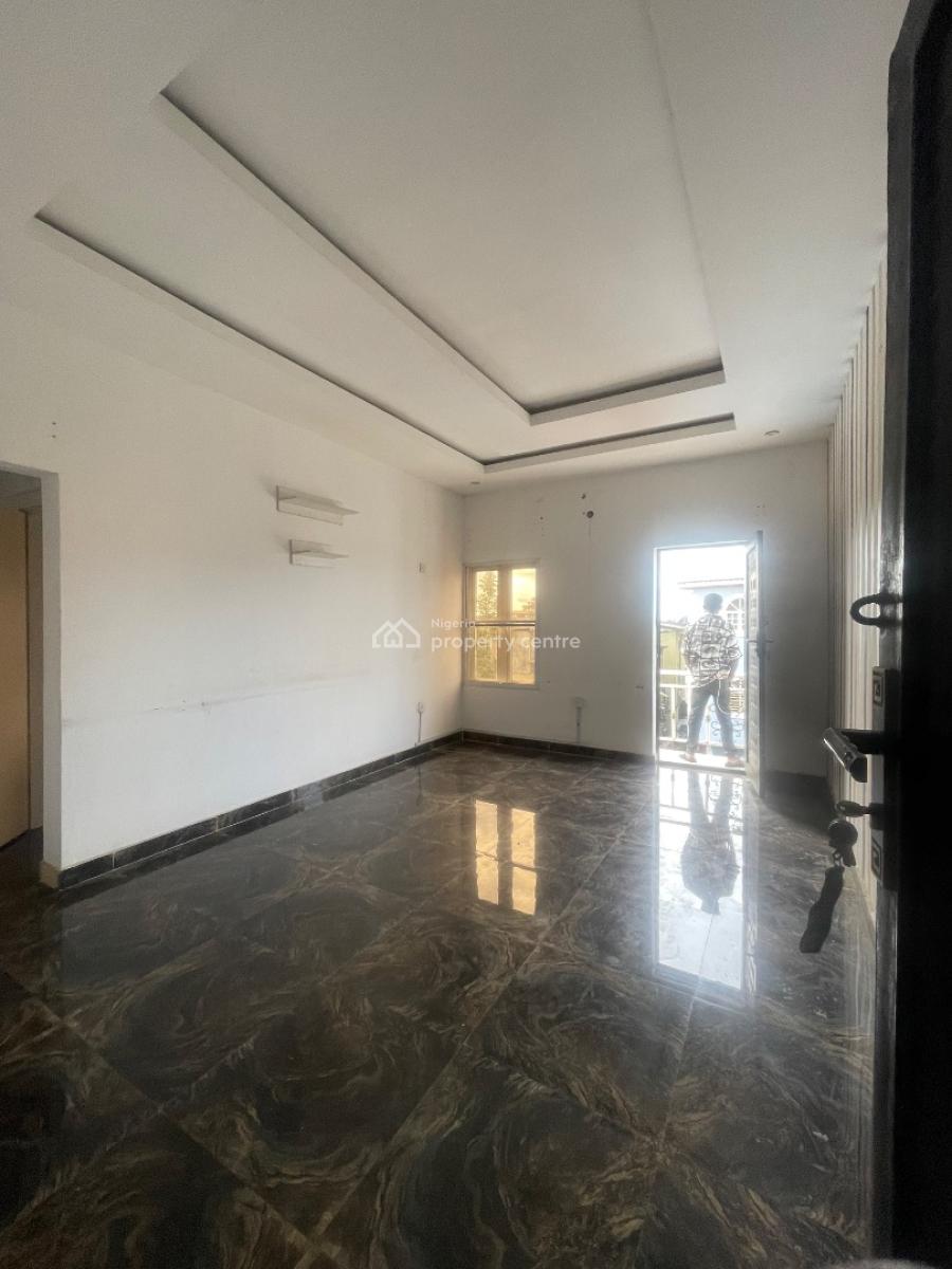 Neatly Used One Bedroom, Yaba, Yaba, Lagos, Mini Flat (room and Parlour) for Rent