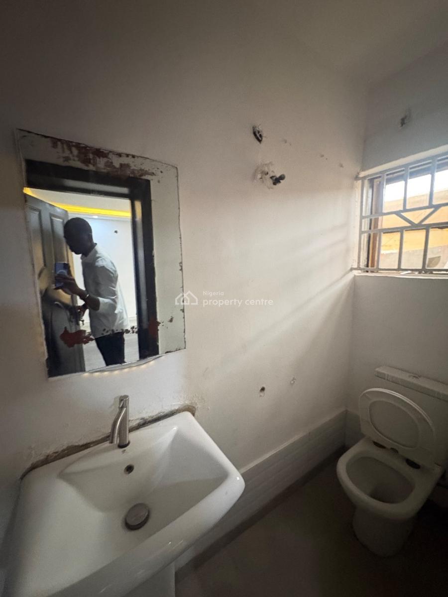 Studio Apartment, Ayinde Akinmade Street, Lekki Phase 1, Lekki, Lagos, Mini Flat (room and Parlour) for Rent