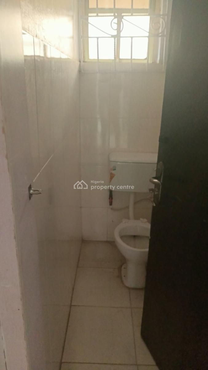 Showroom Space, Opebi, Ikeja, Lagos, Shop for Rent