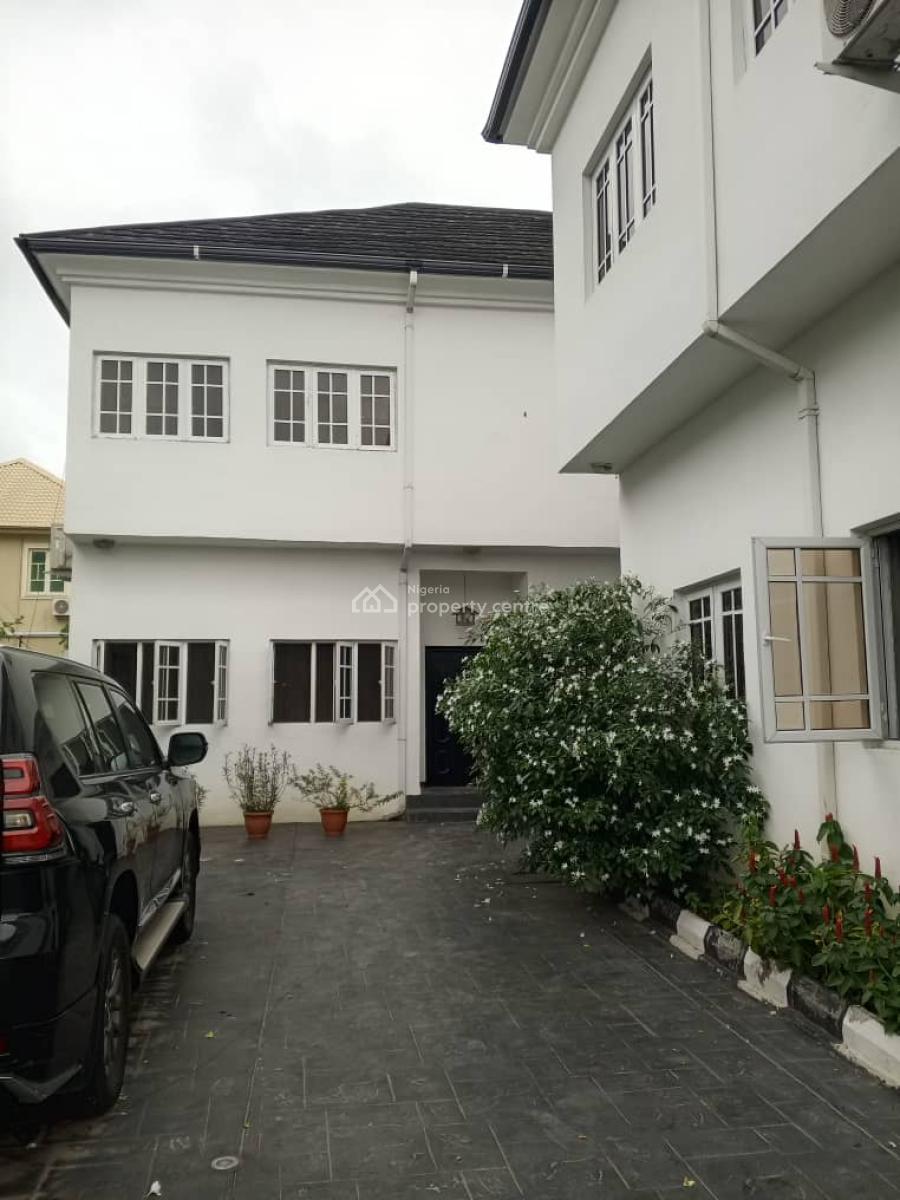 Self Serviced 2 Bedrooms Terrace Duplex, Lekki Phase 1, Lekki, Lagos, Terraced Duplex for Rent