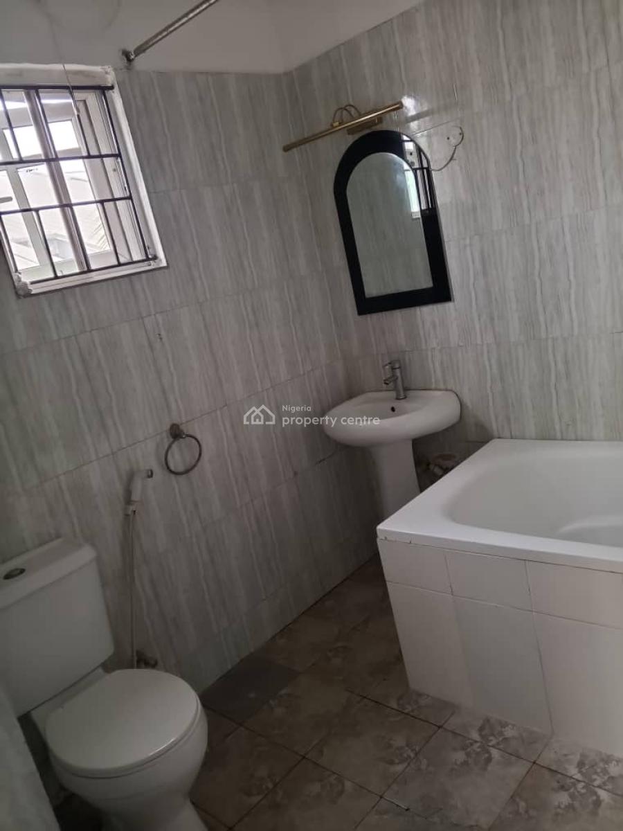 Self Serviced 2 Bedrooms Terrace Duplex, Lekki Phase 1, Lekki, Lagos, Terraced Duplex for Rent