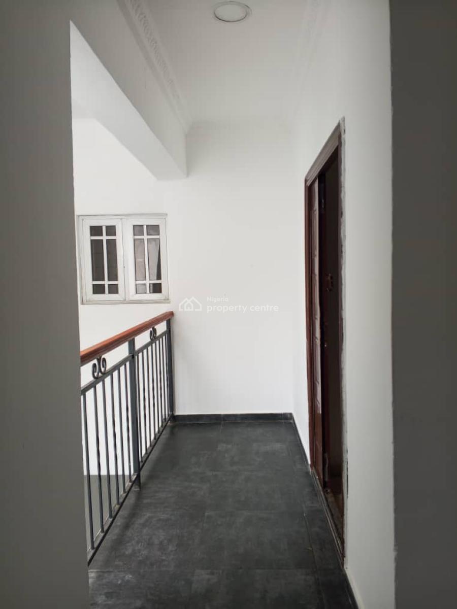 Self Serviced 2 Bedrooms Terrace Duplex, Lekki Phase 1, Lekki, Lagos, Terraced Duplex for Rent