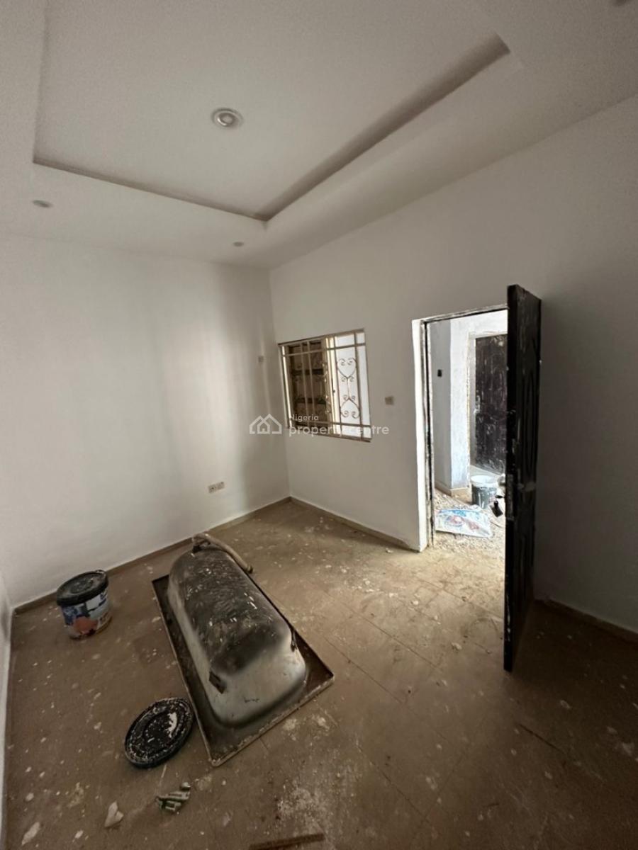 a Sweet One Bedroom Apartment in a Good Neighborhood, Off 69 Road 6th Avenue Gwarinpa, Gwarinpa, Abuja, Mini Flat (room and Parlour) for Rent