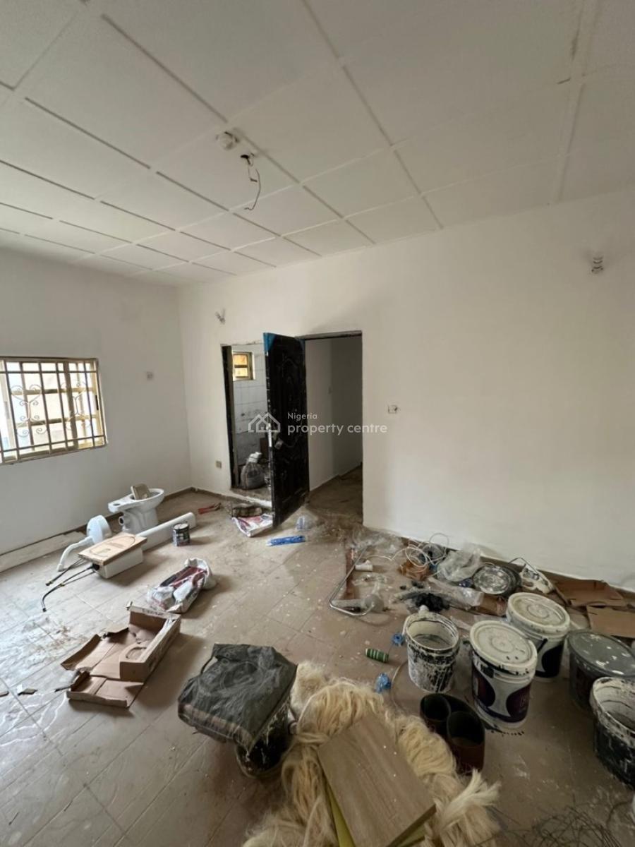 a Sweet One Bedroom Apartment in a Good Neighborhood, Off 69 Road 6th Avenue Gwarinpa, Gwarinpa, Abuja, Mini Flat (room and Parlour) for Rent