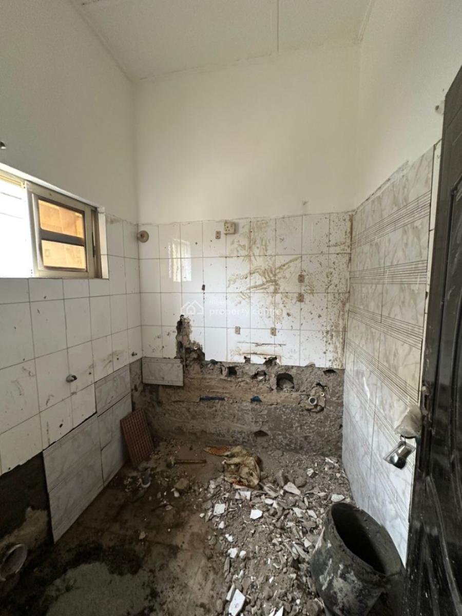 a Sweet One Bedroom Apartment in a Good Neighborhood, Off 69 Road 6th Avenue Gwarinpa, Gwarinpa, Abuja, Mini Flat (room and Parlour) for Rent