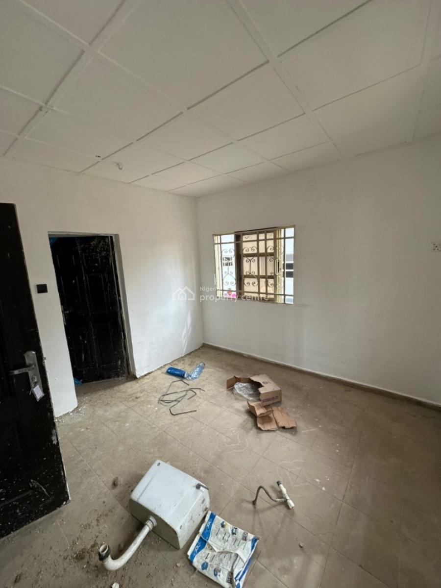 Newly Renovated One Bedroom Apartment in a Good Neighborhood, Off 69 Road 6th Avenue,gwarinpa, Gwarinpa, Abuja, Mini Flat (room and Parlour) for Rent