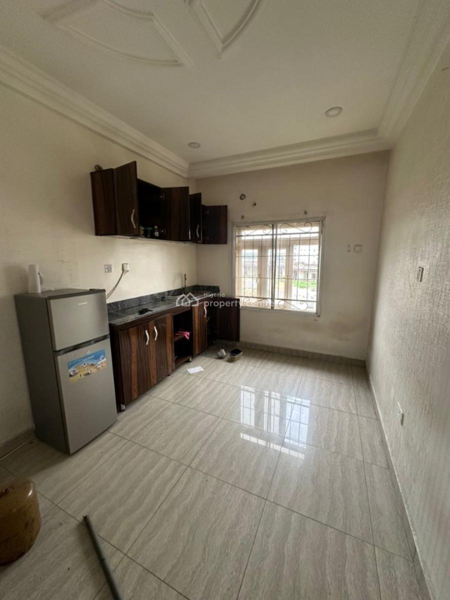 One Bedroom Apartment with a Studio Kitchen in a Good Neighborhood, Off 69 Road , 6th Avenue Gwarinpa, Gwarinpa, Abuja, Mini Flat (room and Parlour) for Rent