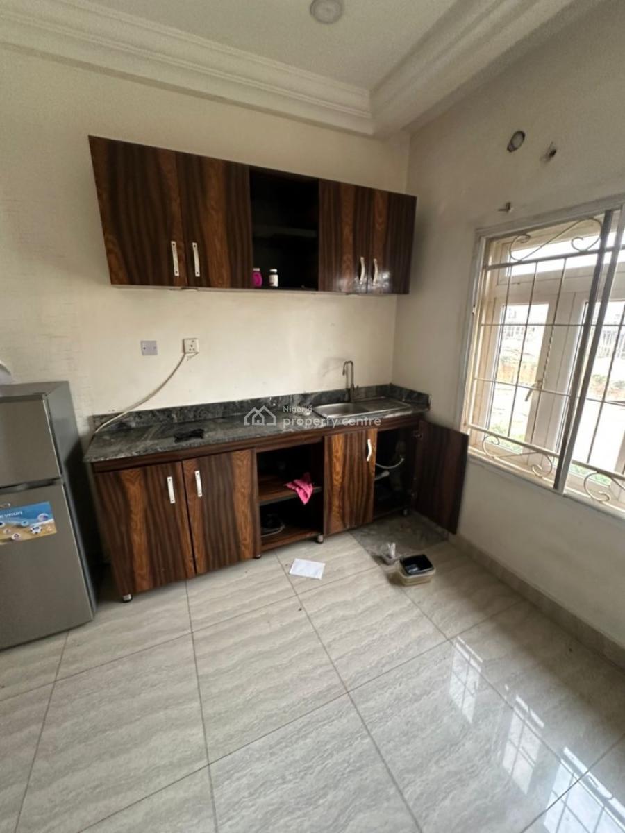 One Bedroom Apartment with a Studio Kitchen in a Good Neighborhood, Off 69 Road , 6th Avenue Gwarinpa, Gwarinpa, Abuja, Mini Flat (room and Parlour) for Rent