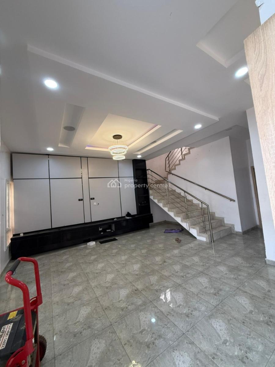 4 Bedroom Fully Detached Duplex / Bq / Security House, Lekki, Lagos, Detached Duplex for Sale