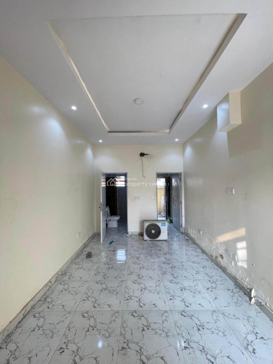 1 Room Self Contain  in Secured Estate, Eleganza Bus Stop, Ikota, Lekki, Lagos, House for Rent