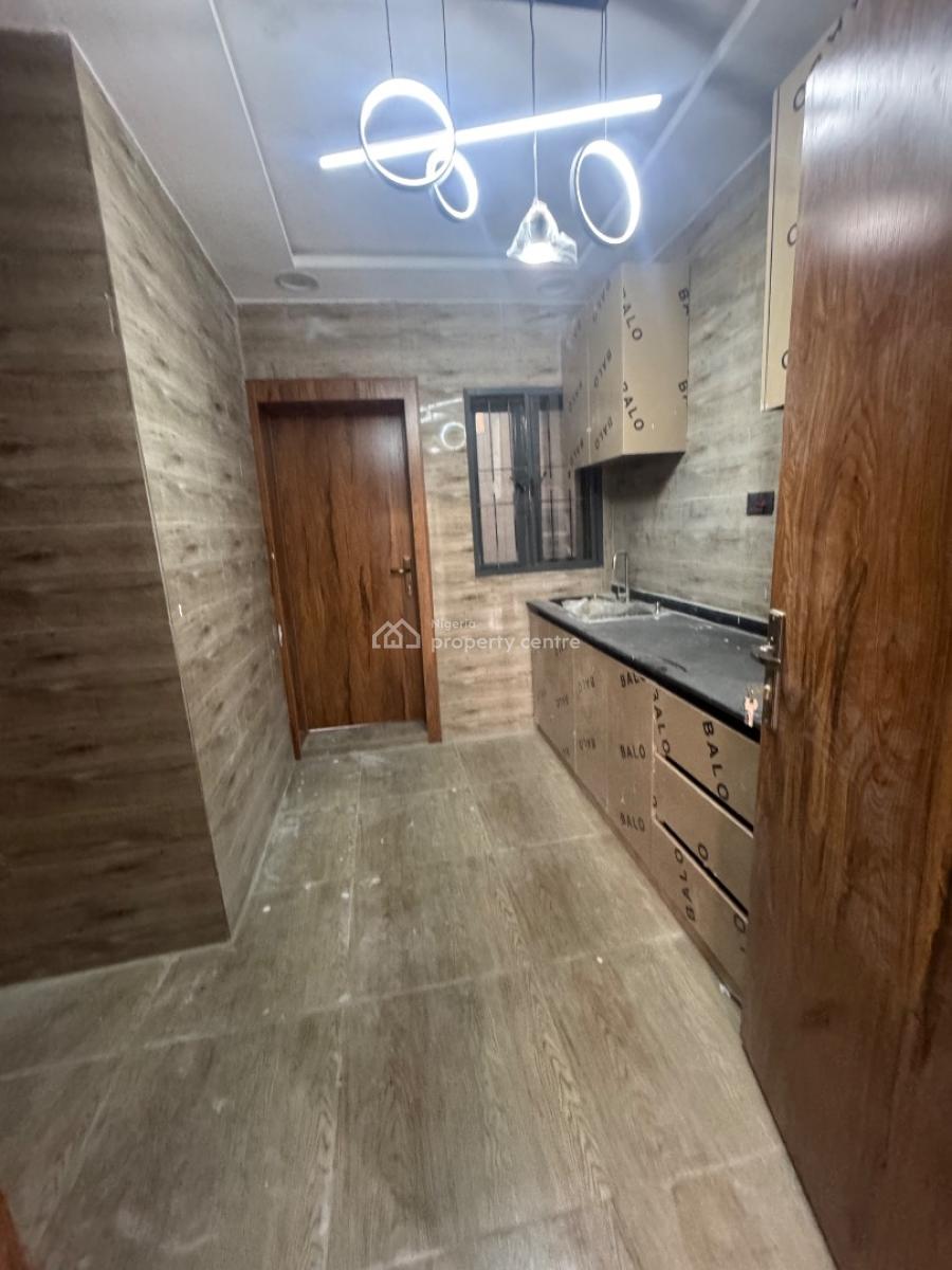 Luxury Serviced 2 Bedroom Apartment, Lekki Phase 1, Lekki, Lagos, Flat / Apartment for Rent