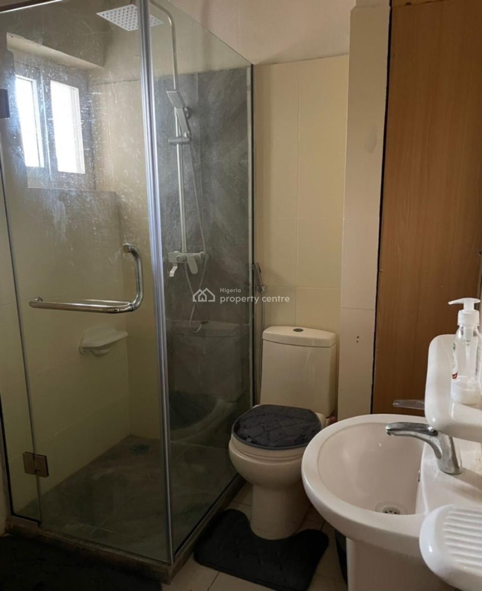 One Bedroom in a Shared Apartment, Lekki Phase 1, Lekki, Lagos, Self Contain (single Rooms) for Rent
