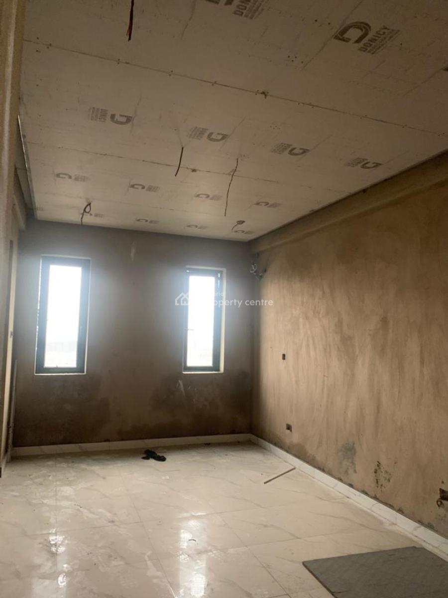 Newly Built 3 Bedroom Flat with a Room Servant Quarter, Lekki Right, Oriwu Street, Lekki Right., Lekki Phase 2, Lekki, Lagos, Flat / Apartment for Rent
