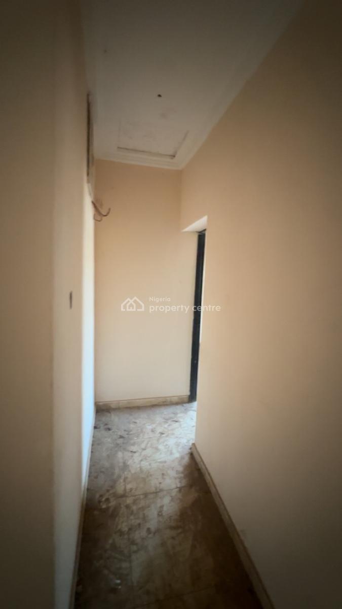 Luxurious Spacious 2 Bedroom Semi Detached Bungalow, Jikwoyi District, Jikwoyi, Abuja, Semi-detached Bungalow for Rent