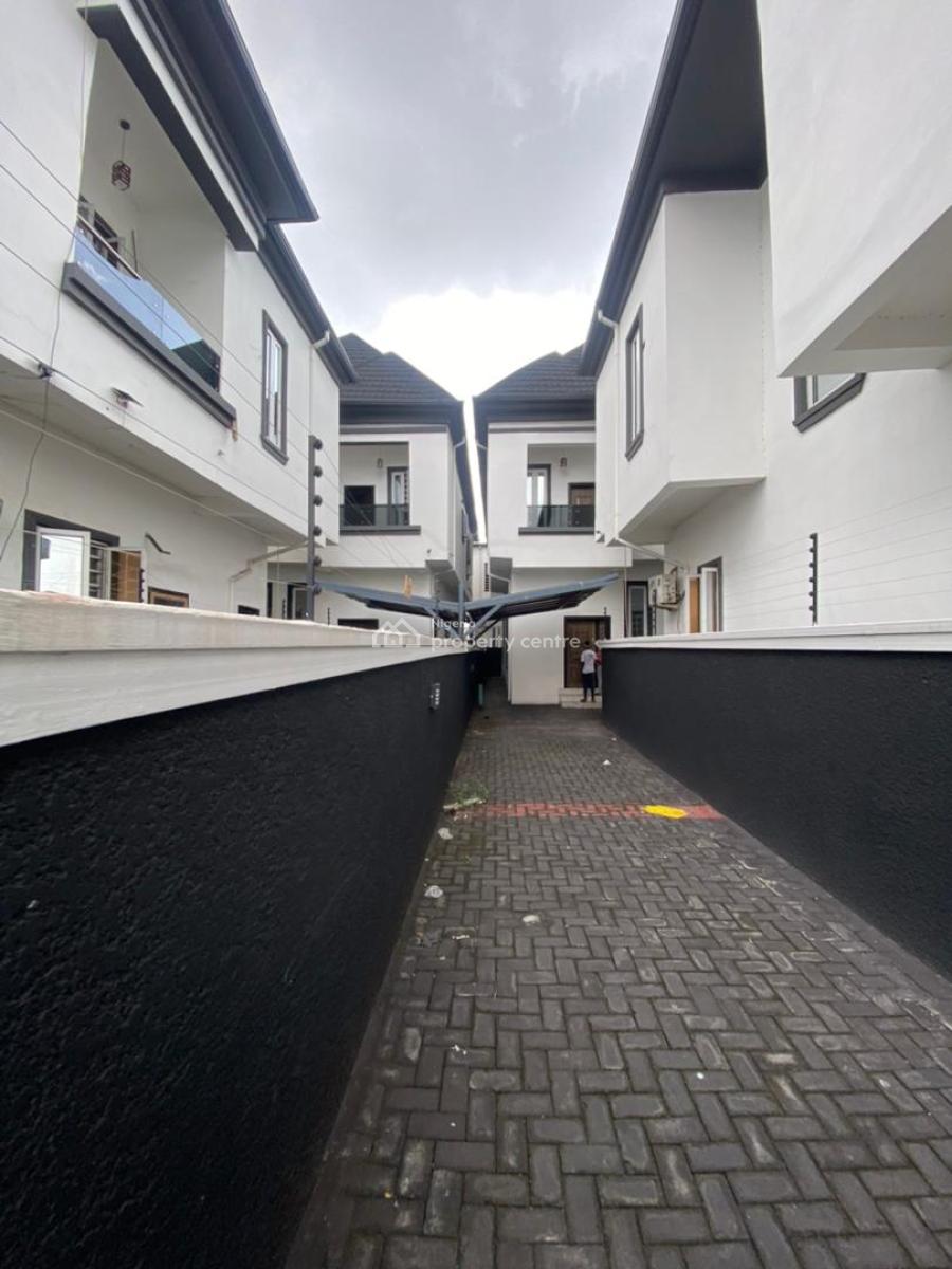Fantastic 4 Bedroom Semi Detached Duplex with Bq, Lekki County Homes, Ikota, Lekki, Lagos, Semi-detached Duplex for Sale