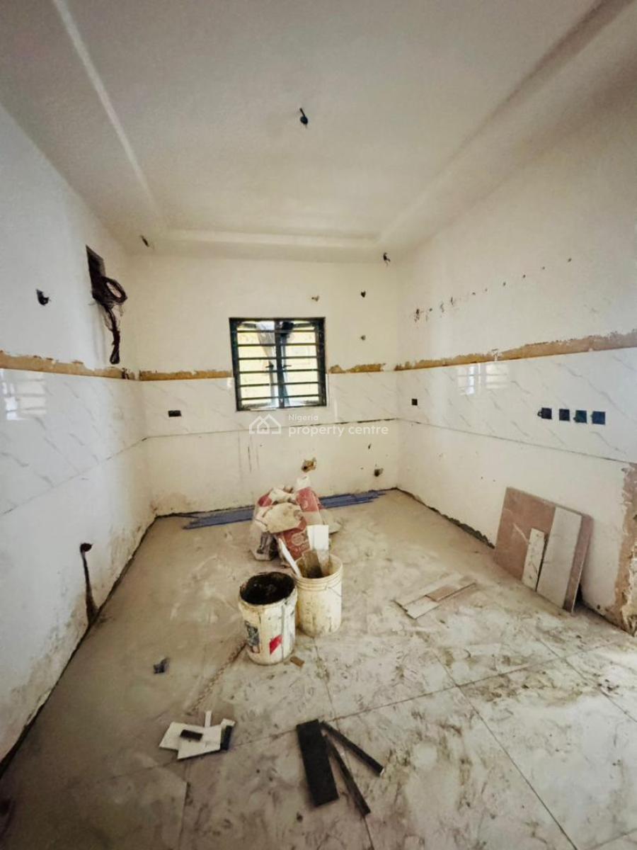 Lovely Built 3 Bedroom Apartments with a Room Bq, Yaba, Lagos, Flat / Apartment for Sale