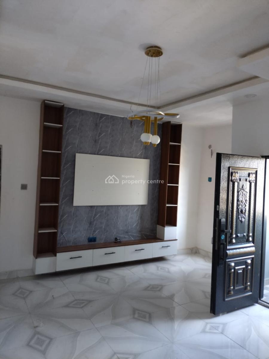 Massive Exclusive 2 Bedroom, Surulere, Lagos, Flat / Apartment for Rent