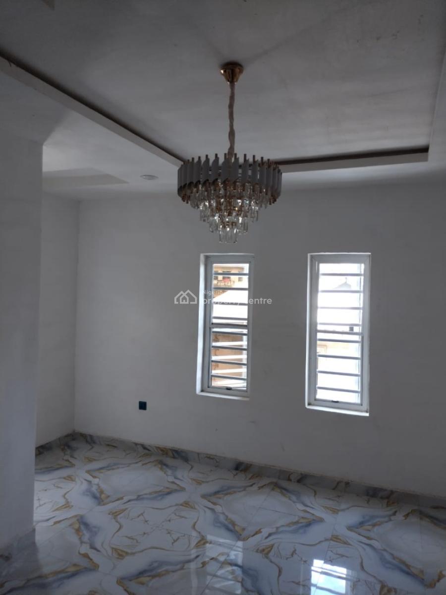 Massive Exclusive 2 Bedroom, Surulere, Lagos, Flat / Apartment for Rent