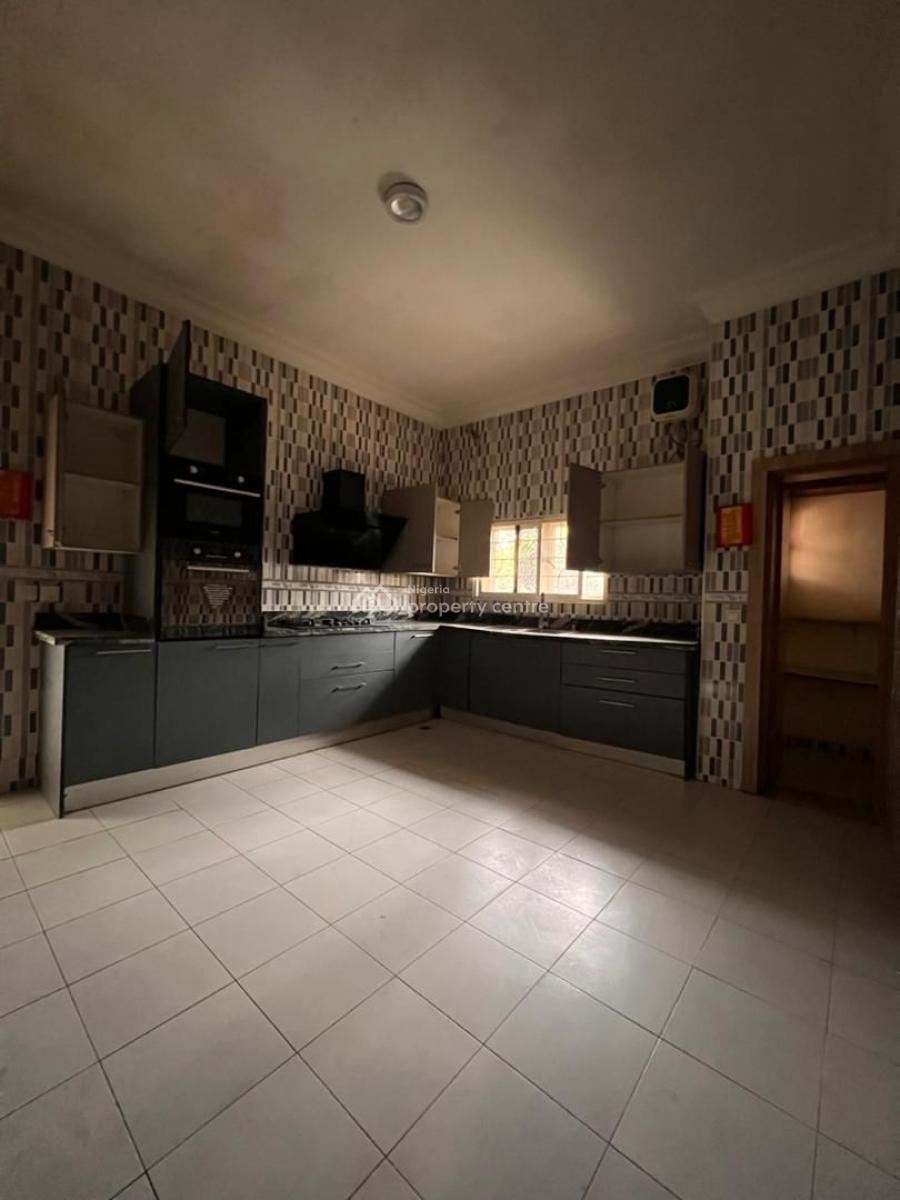 Spacious 4 Bedrooms Semi Detached Duplex, Bq, Prime Neighborhood, Kado, Abuja, Semi-detached Duplex for Sale
