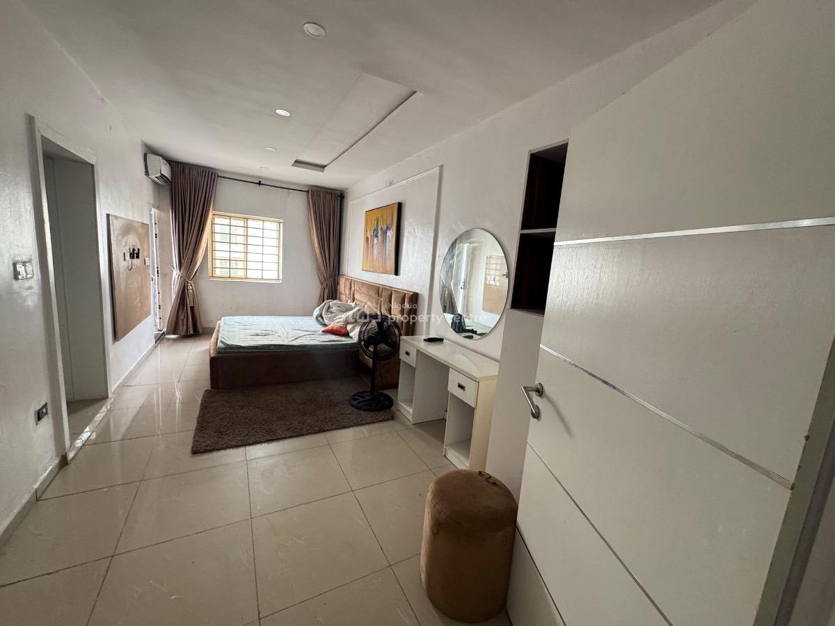 Executive Serviced Mini Flat at Lekki Right Side., Lekki Right Side, Lekki Phase 1, Lekki, Lagos, Mini Flat (room and Parlour) for Rent
