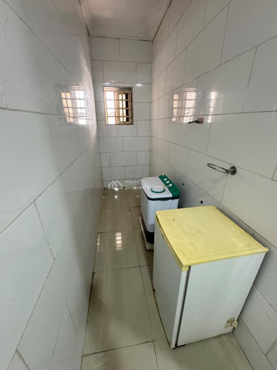 Executive Serviced Mini Flat at Lekki Right Side., Lekki Right Side, Lekki Phase 1, Lekki, Lagos, Mini Flat (room and Parlour) for Rent
