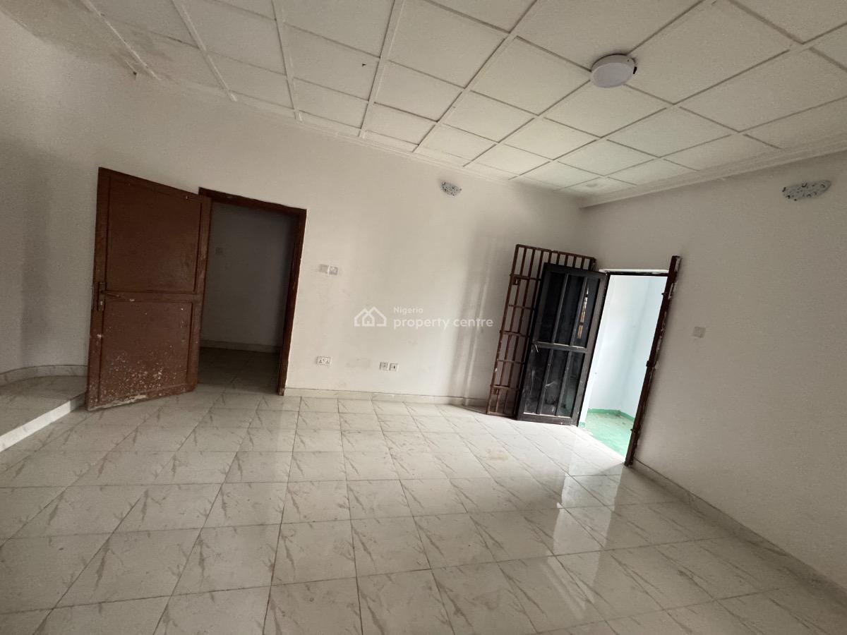 a Self Serviced Mini Flat in Lekki Phase 1., Lekki Phase 1, Lekki Phase 1, Lekki, Lagos, Mini Flat (room and Parlour) for Rent