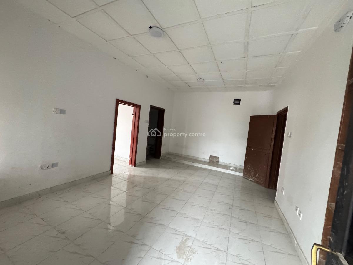 a Self Serviced Mini Flat in Lekki Phase 1., Lekki Phase 1, Lekki Phase 1, Lekki, Lagos, Mini Flat (room and Parlour) for Rent