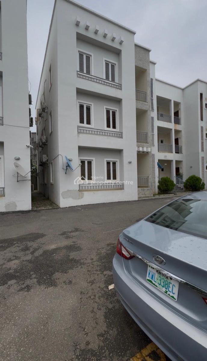 Well Finished 3 Bedroom Serviced Apartment, Serene Neighborhood, Inside a Gated Community, Good Access Road, Katampe Extension, Katampe, Abuja, Flat / Apartment for Rent